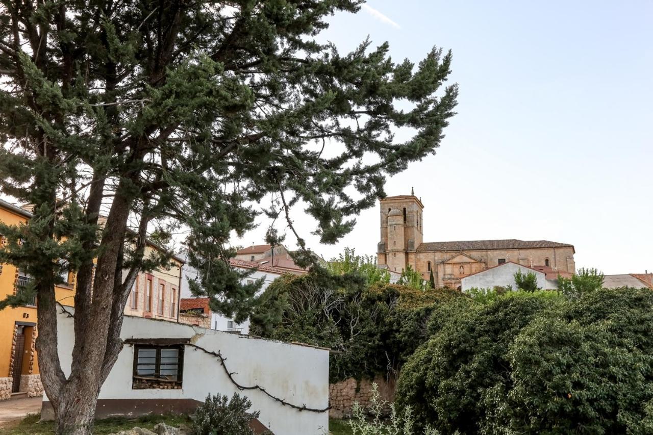 Apartamentos Turisticos Ribera Natura San Martin de Rubiales エクステリア 写真