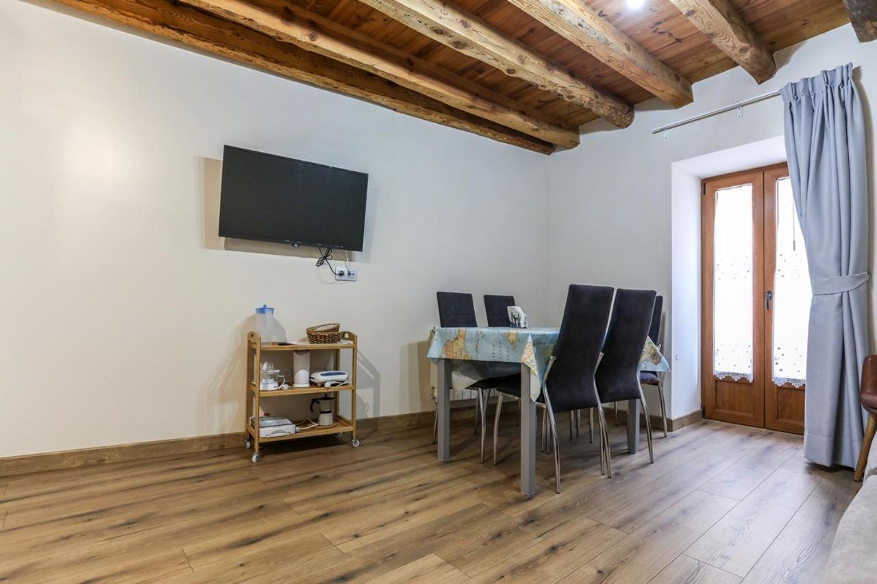 Apartamentos Turisticos Ribera Natura San Martin de Rubiales エクステリア 写真